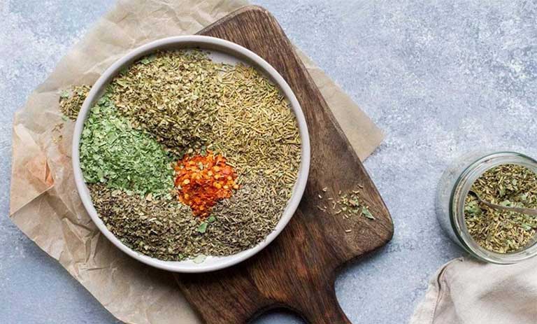 ادویه‌سالاد‌ایتالیایی