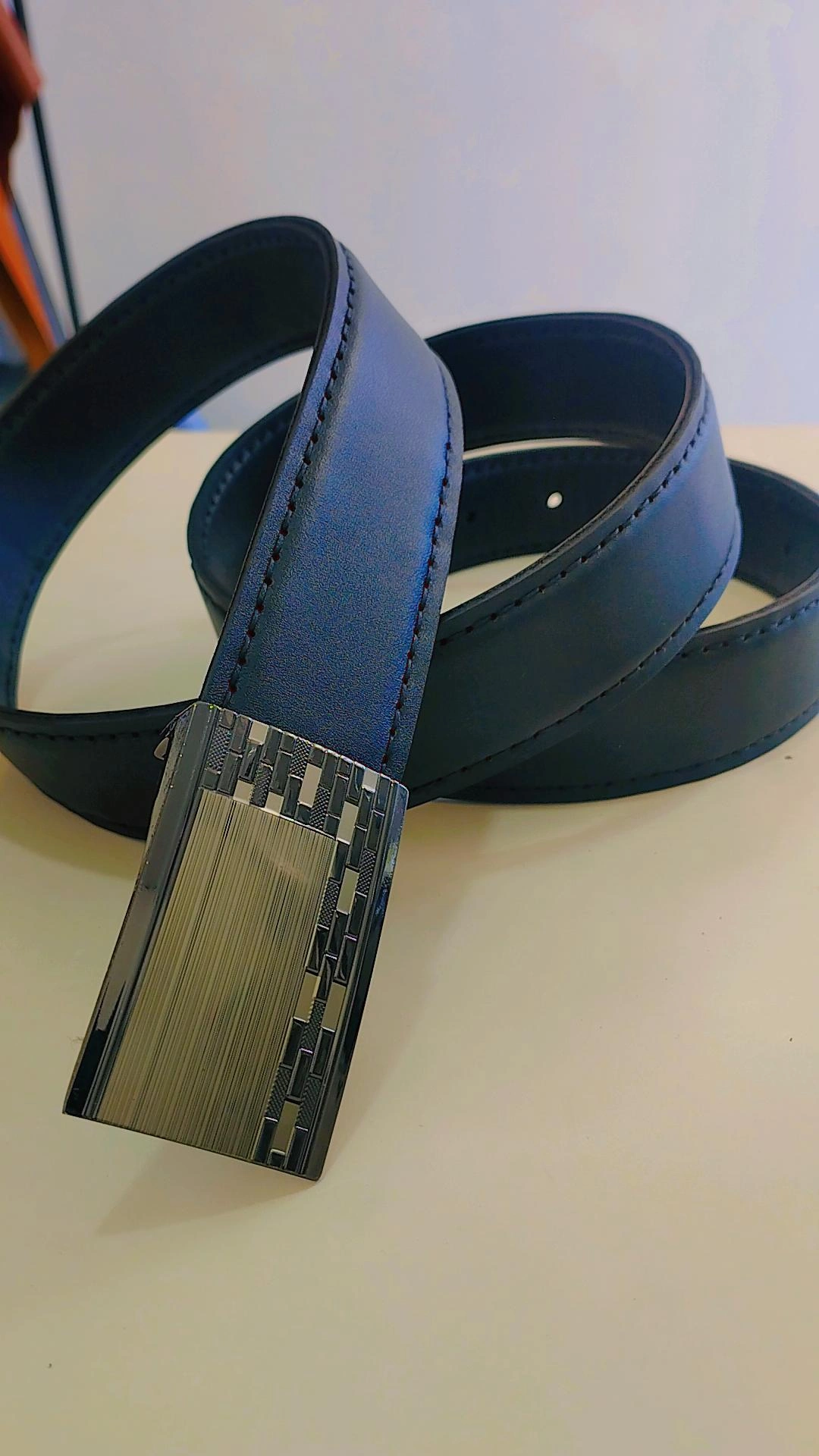 کمربند چرم گاوی، مردانه