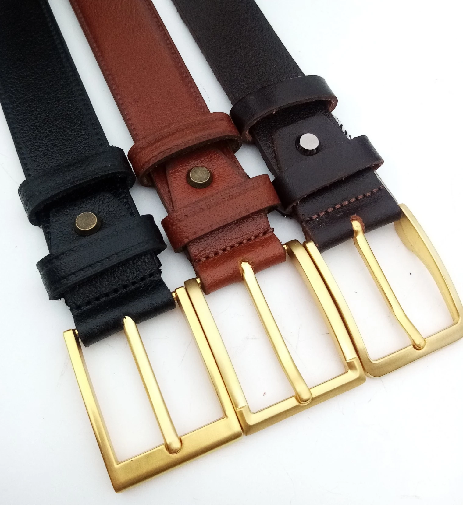 قیمت کمربند چرم خالص،کمربند چرم قلاب طلایی،کمربند چرم قلاب زردقلم،کمربند مردانه قلاب زبانه دار طلایی