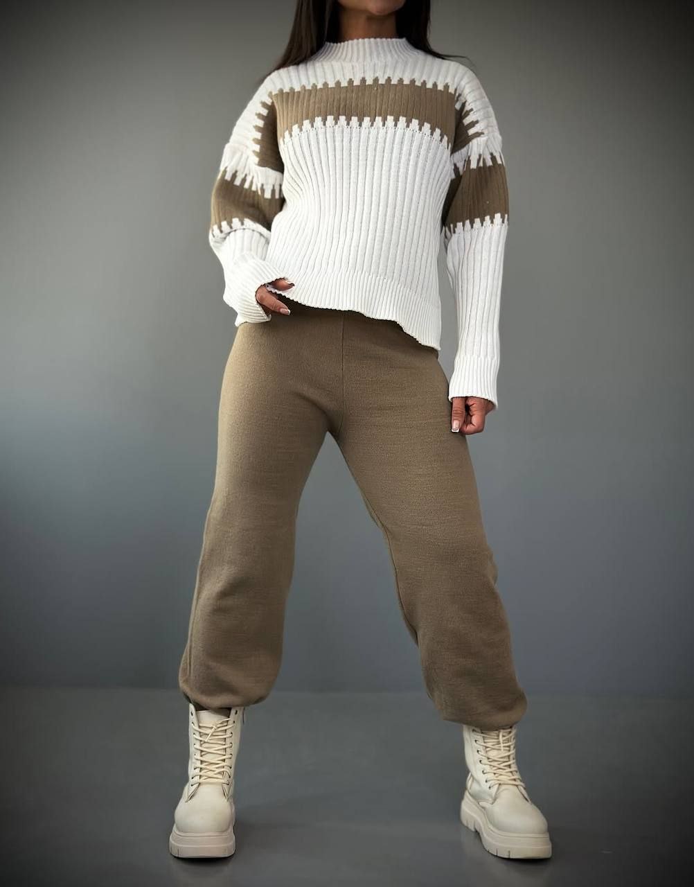 ست بلوز و شلوار زنانه جنس بافت گرم فری سایز 36 تا 44 - کد 6998