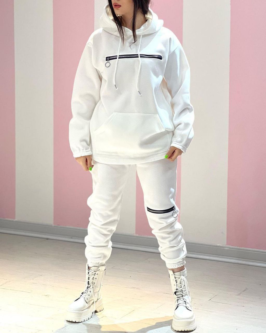 ست هودی و شلوار سینه زیپ دار زنانه جنس پنبه کرکی فری سایز 36 تا 44 - کد 9007