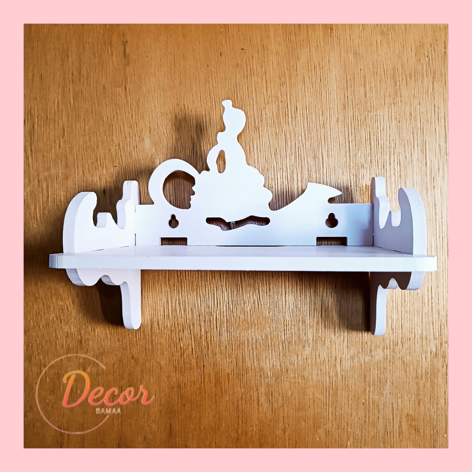 شلف دیواری طرح دختر