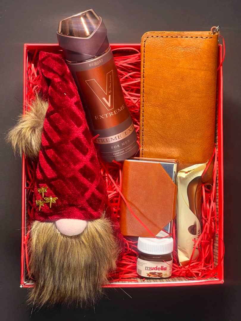 باکس هدیه پسرانه(مردانه) ولنتاین 2۱