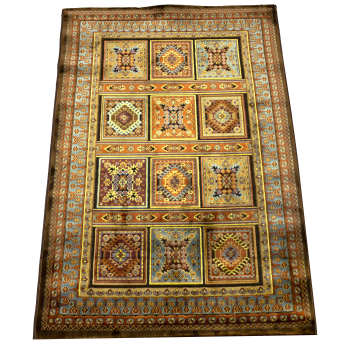 پادری طرح قالیچه ابریشمی مدل خشتی