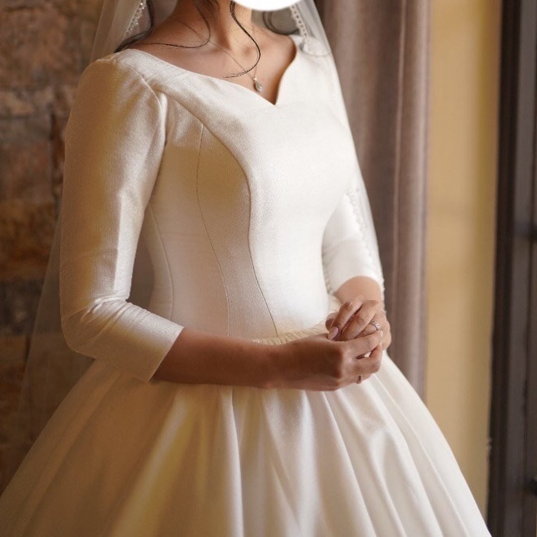 لباس عروس کد 841