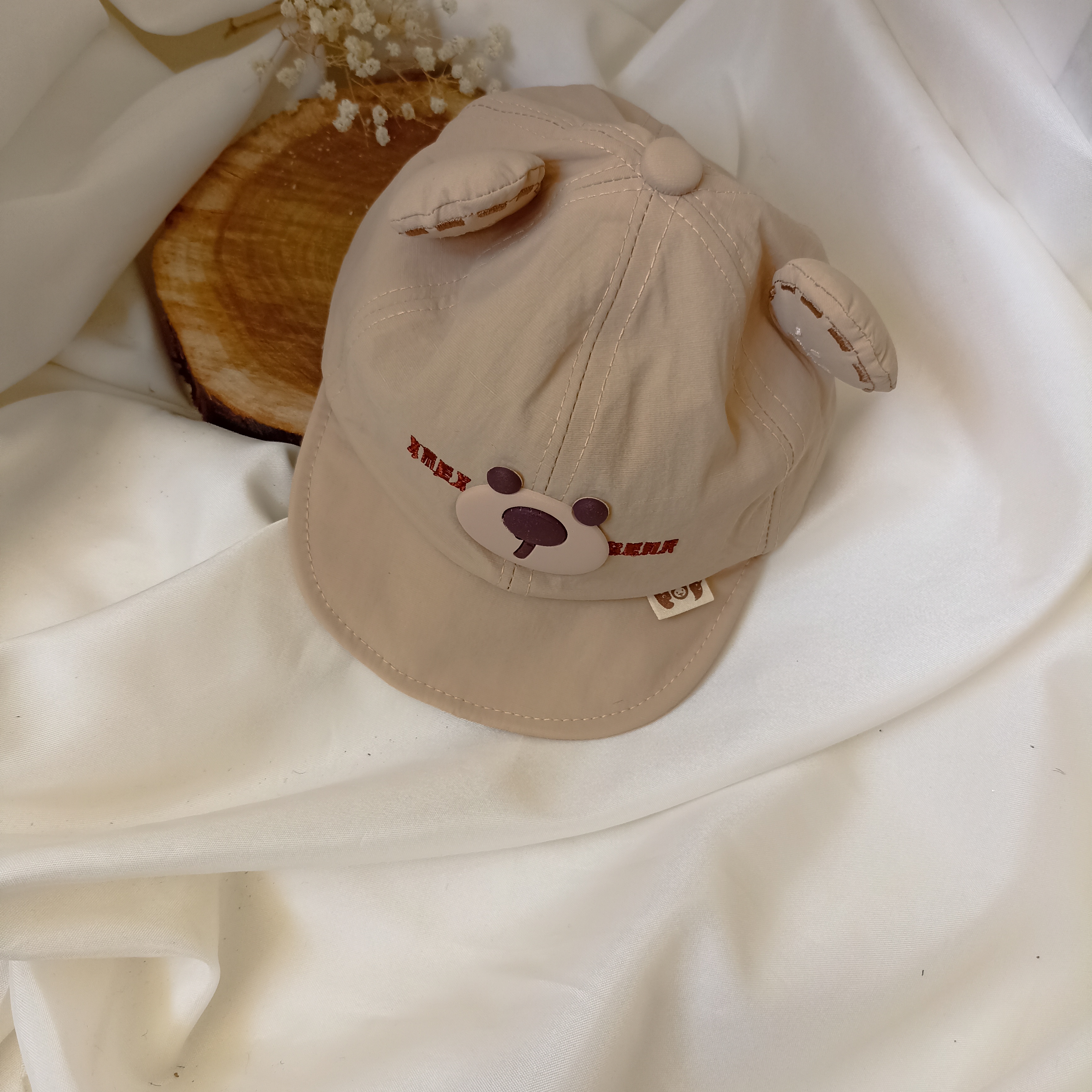 کلاه خرسی گوش دار