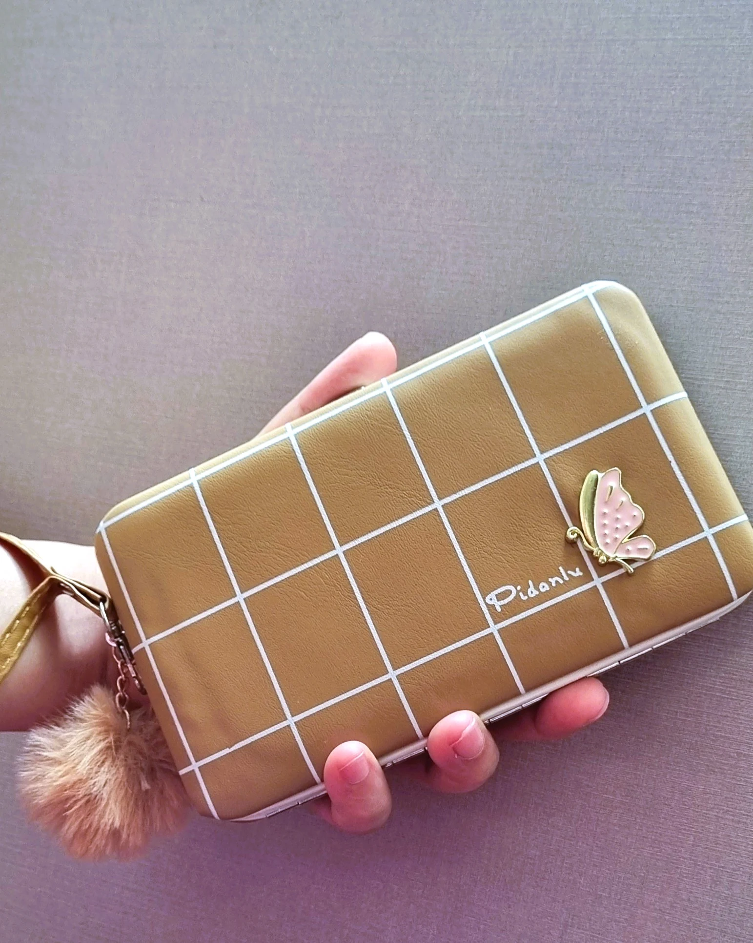 کیف پول و موبایل طرح شطرنجی