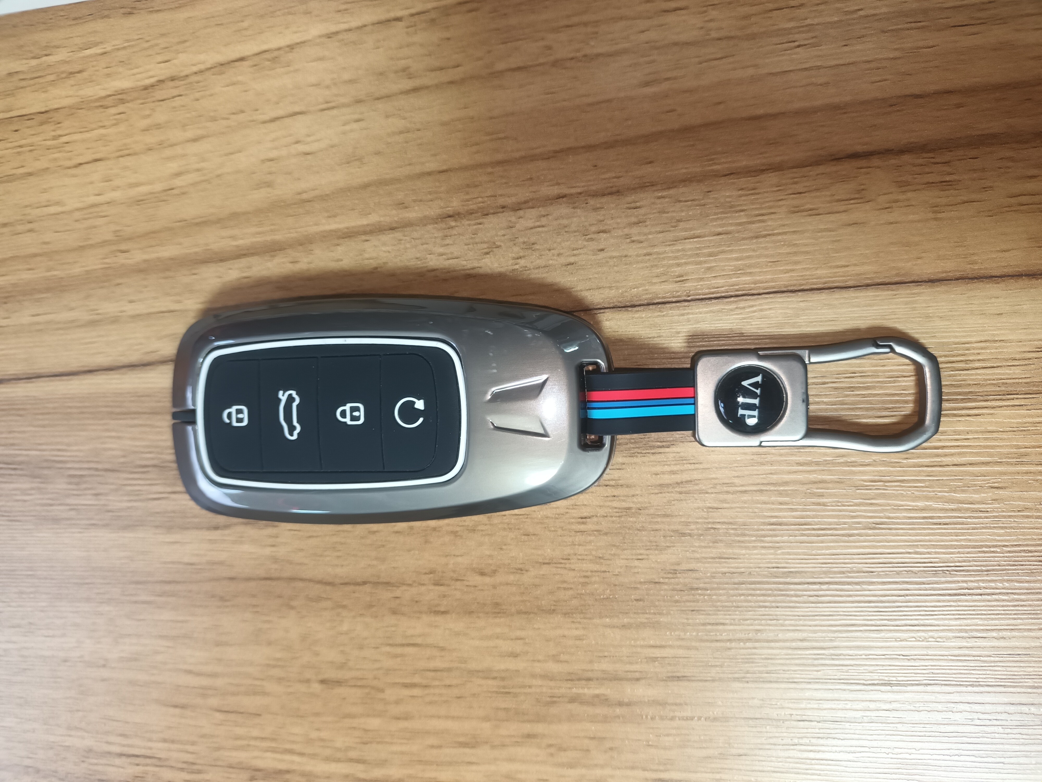 کاور فلزی ریموت لوکانو