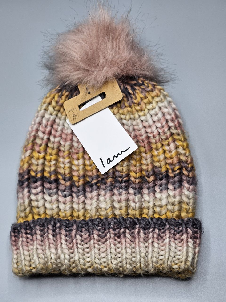 کلاه بافت کد ۲۱۶ برند آی ان