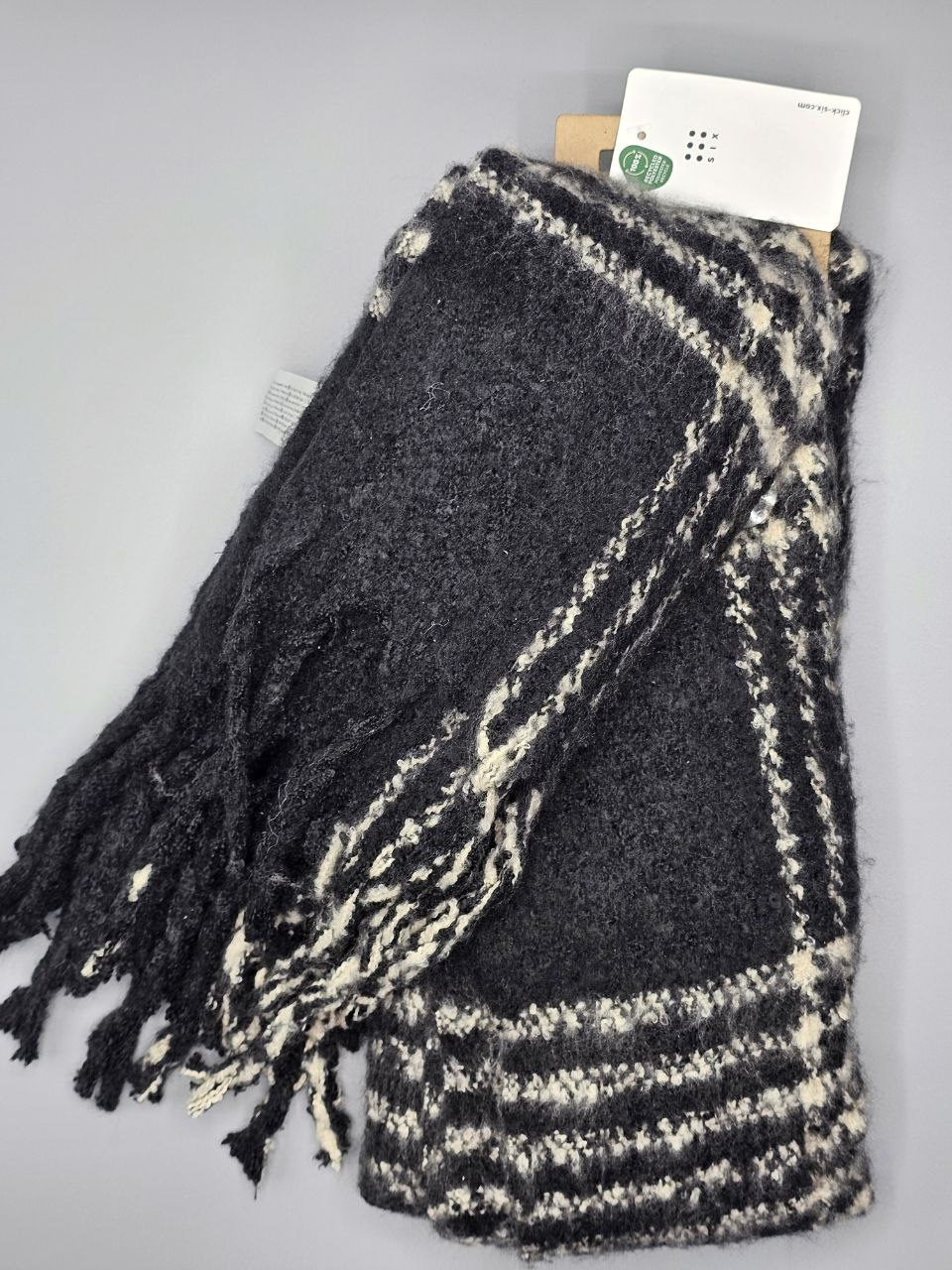 شال پشمی چهارخونه مشکی کد