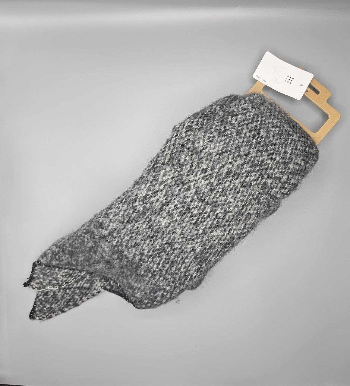 شال بافت کد ۳۲۴ برند سیکس