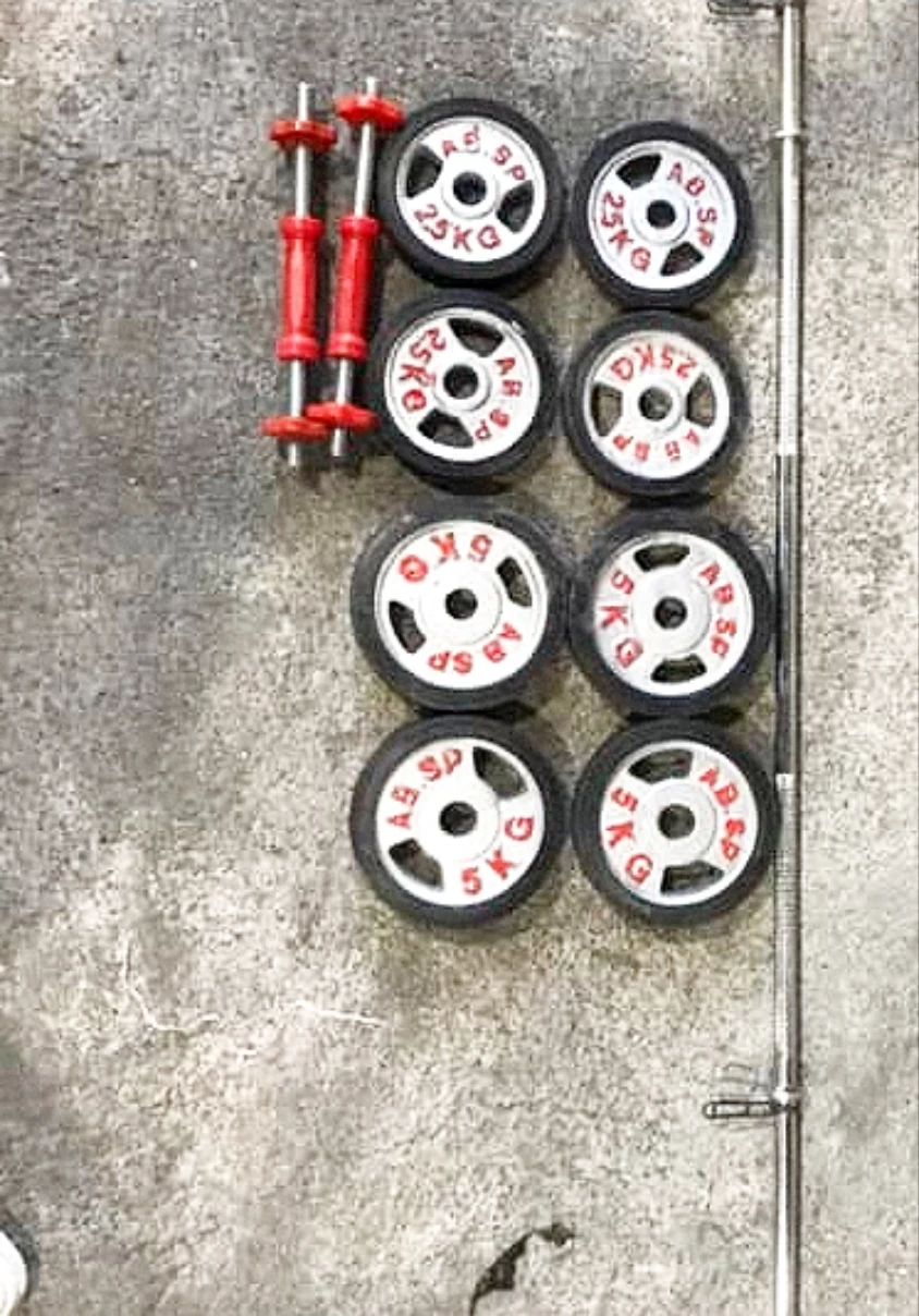 ست کامل ۳۰ کیلویی وزنه هالتر،دسته دمبل