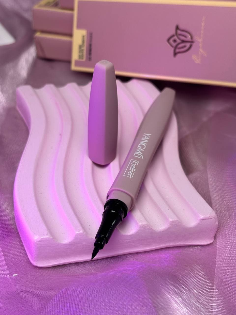 خط چشم یانگمی اورجینال ۲۴ ساعته