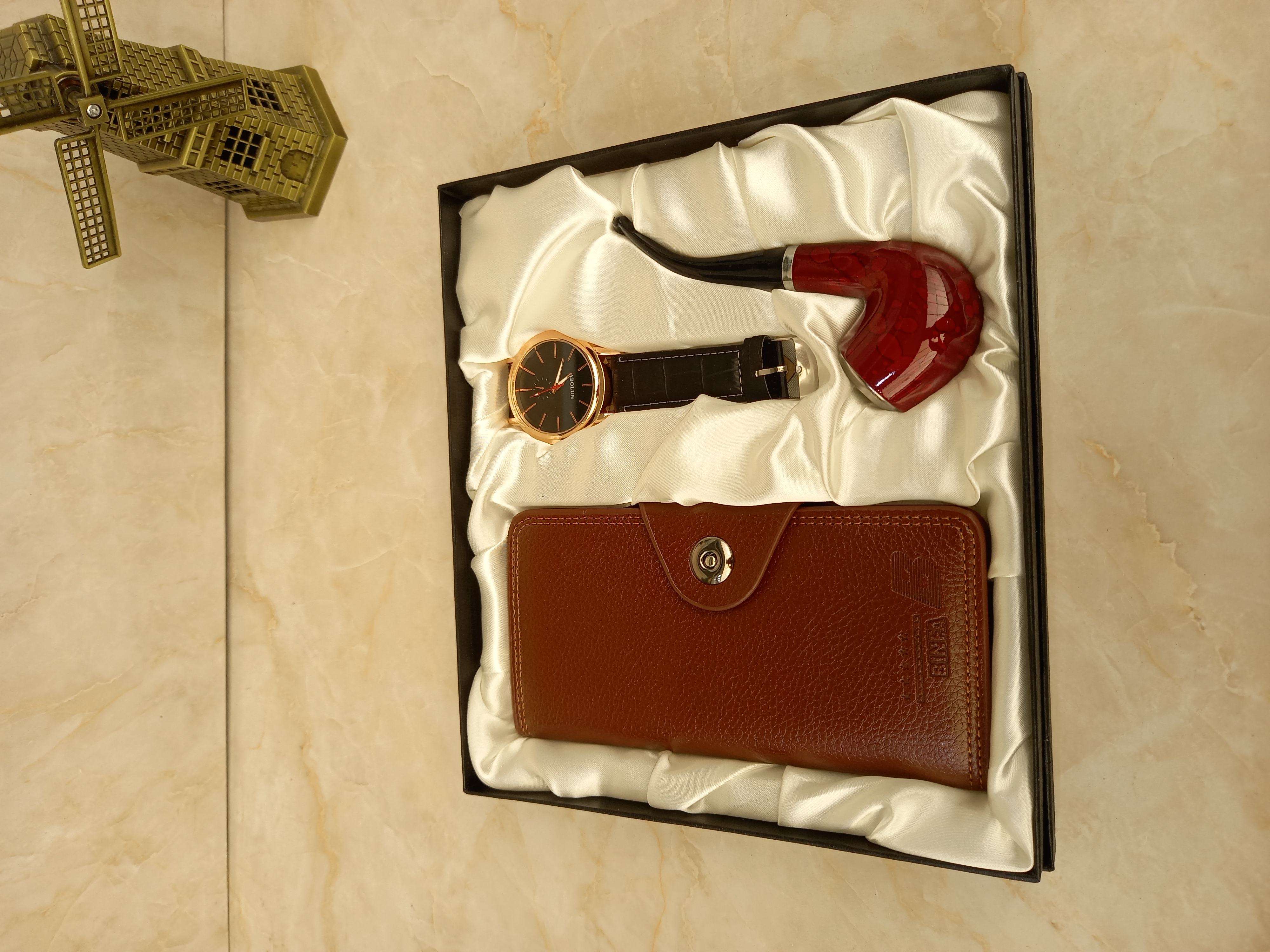 باکس کادویی مردانه لوکس برای هدیه سازمانی و شرکتی