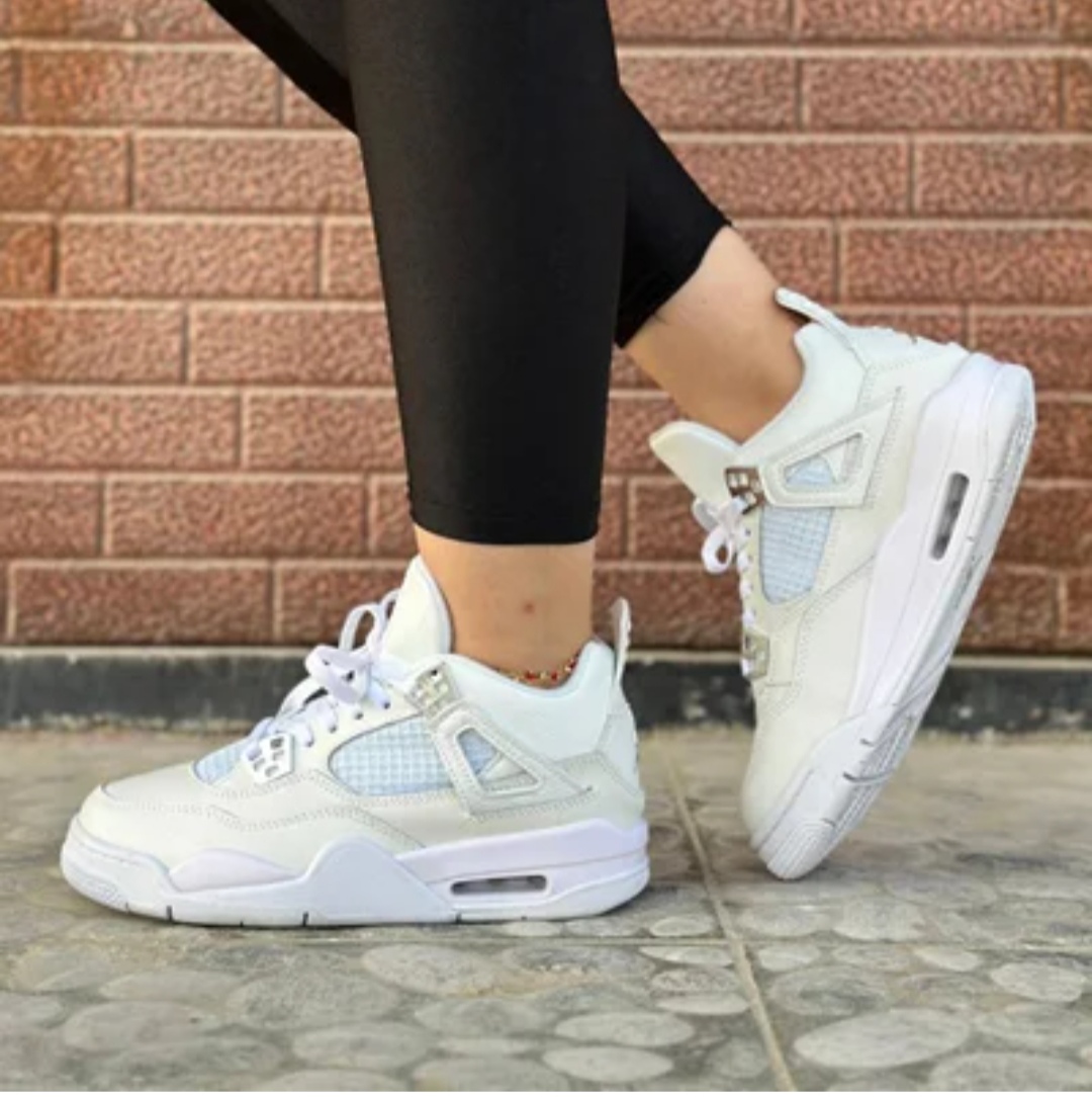 کتونی جردن ۴ رترو زنانه کتونی دخترانه jordan4 رنگ سفید