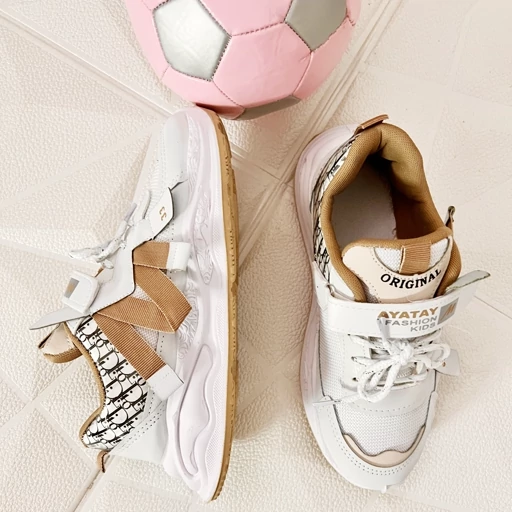 کتونی بچگانه مدل ام جدید و ترند کتونی دخترانه فشن m