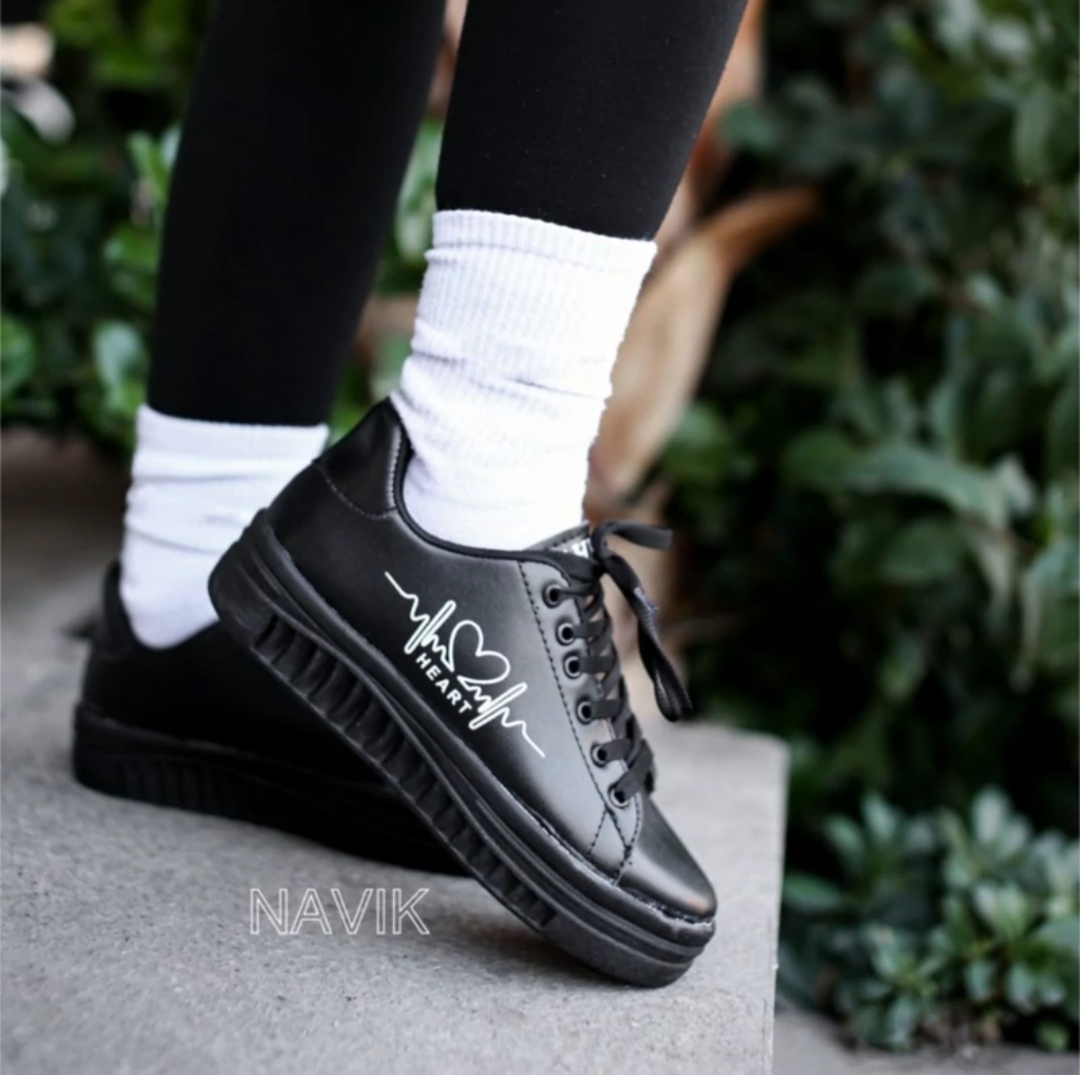 ونس زنانه  قلبی ونس دخترانه رنگ مشکی سایز۳۷تا۴۰