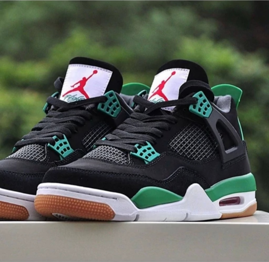 کتونی جردن ۴ رنگ مشکی سبز زنانه کتونی دخترانه و پسرانه jordan4