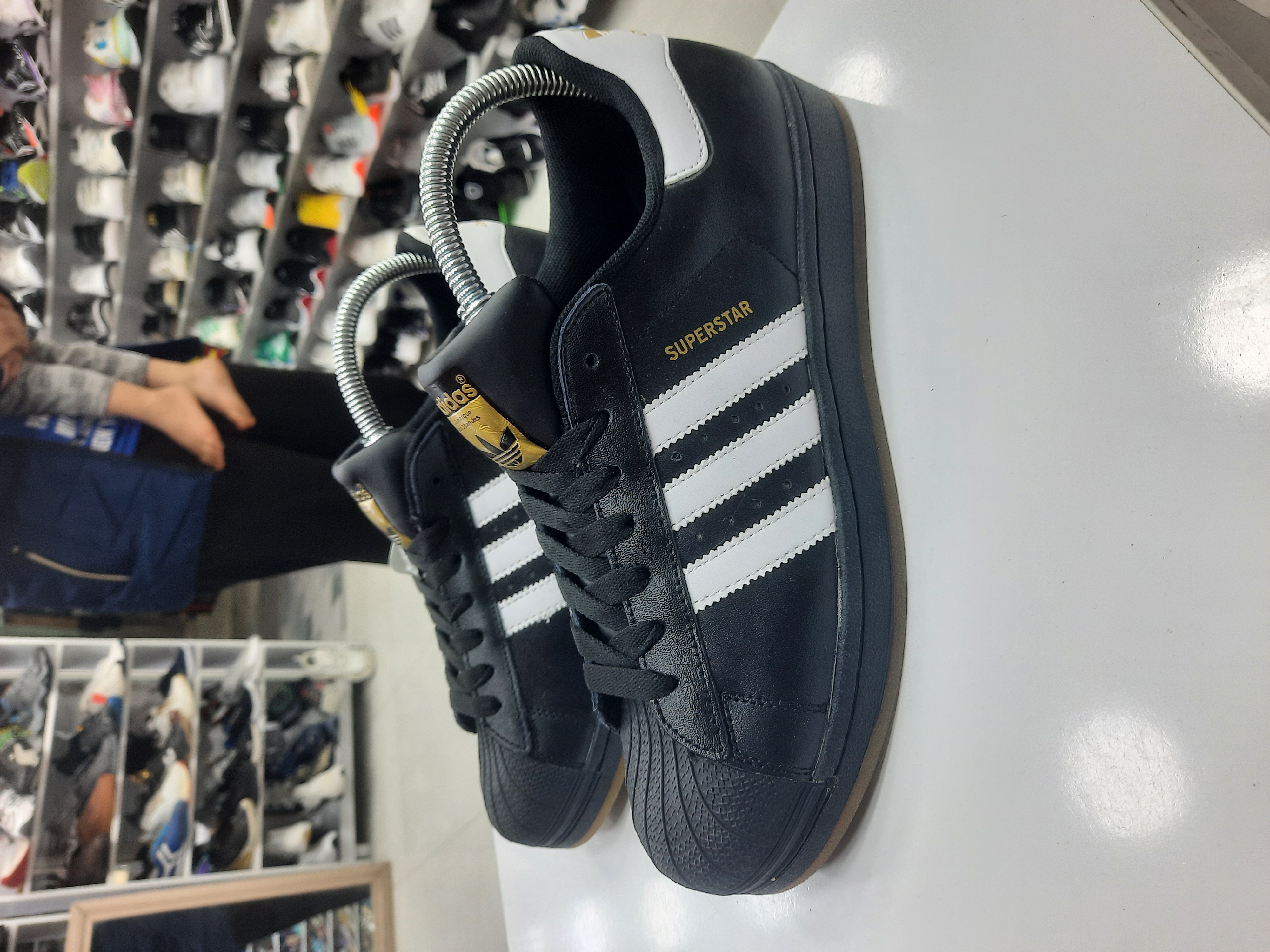 کتونی سوپر استار خارجی اکبند وارداتی Adidas Supersatar مردانه