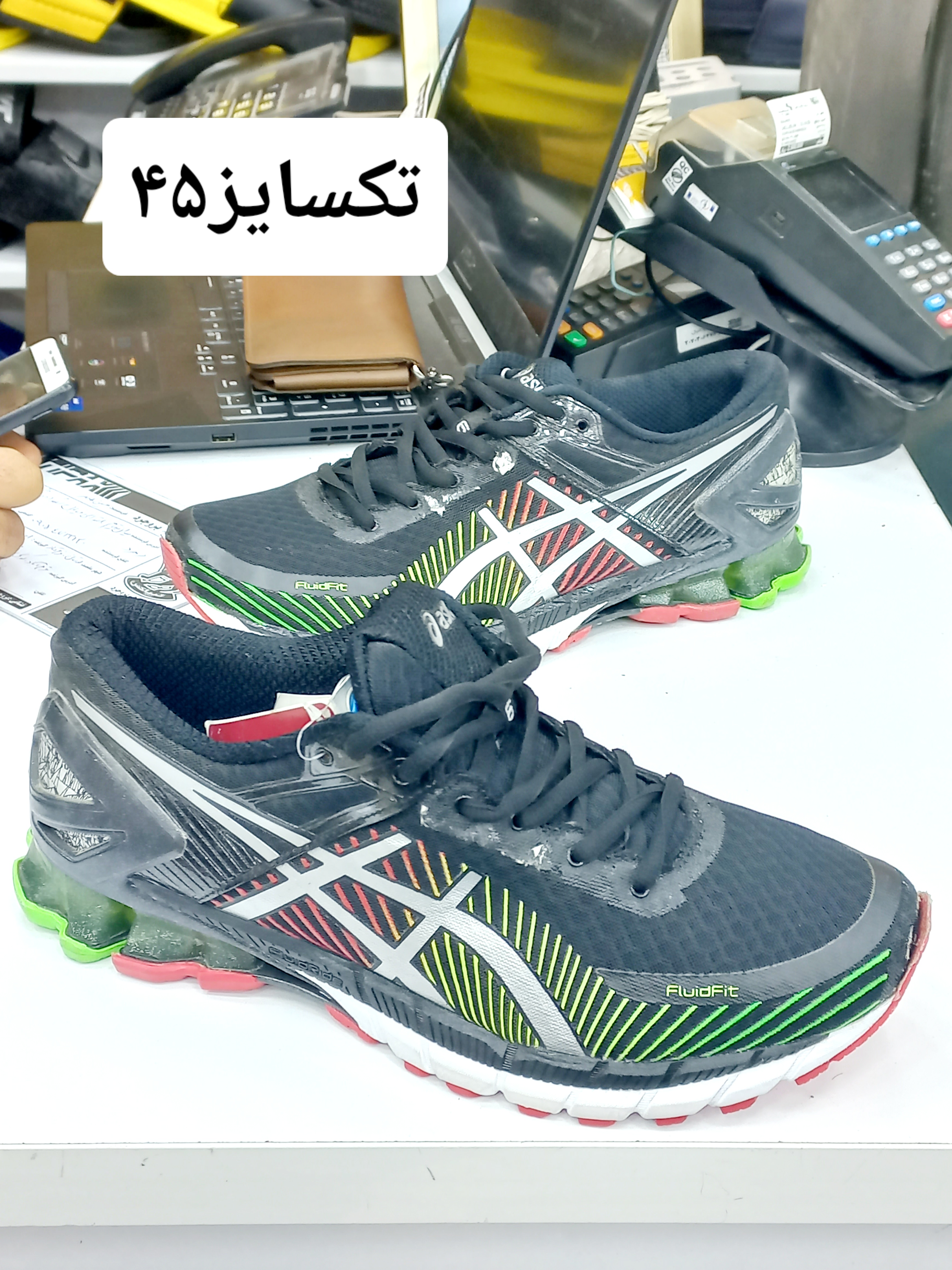 حراج خفن کتونی اسیکس خارجی تک سایز 41