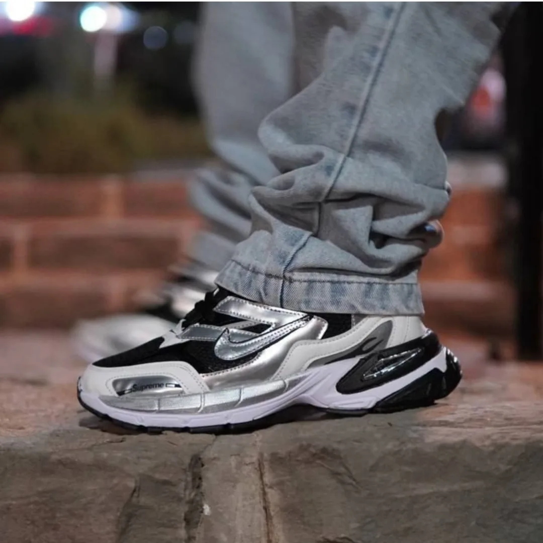 کتونی نایک سوپریم مردانه رنگ سفید مشکی