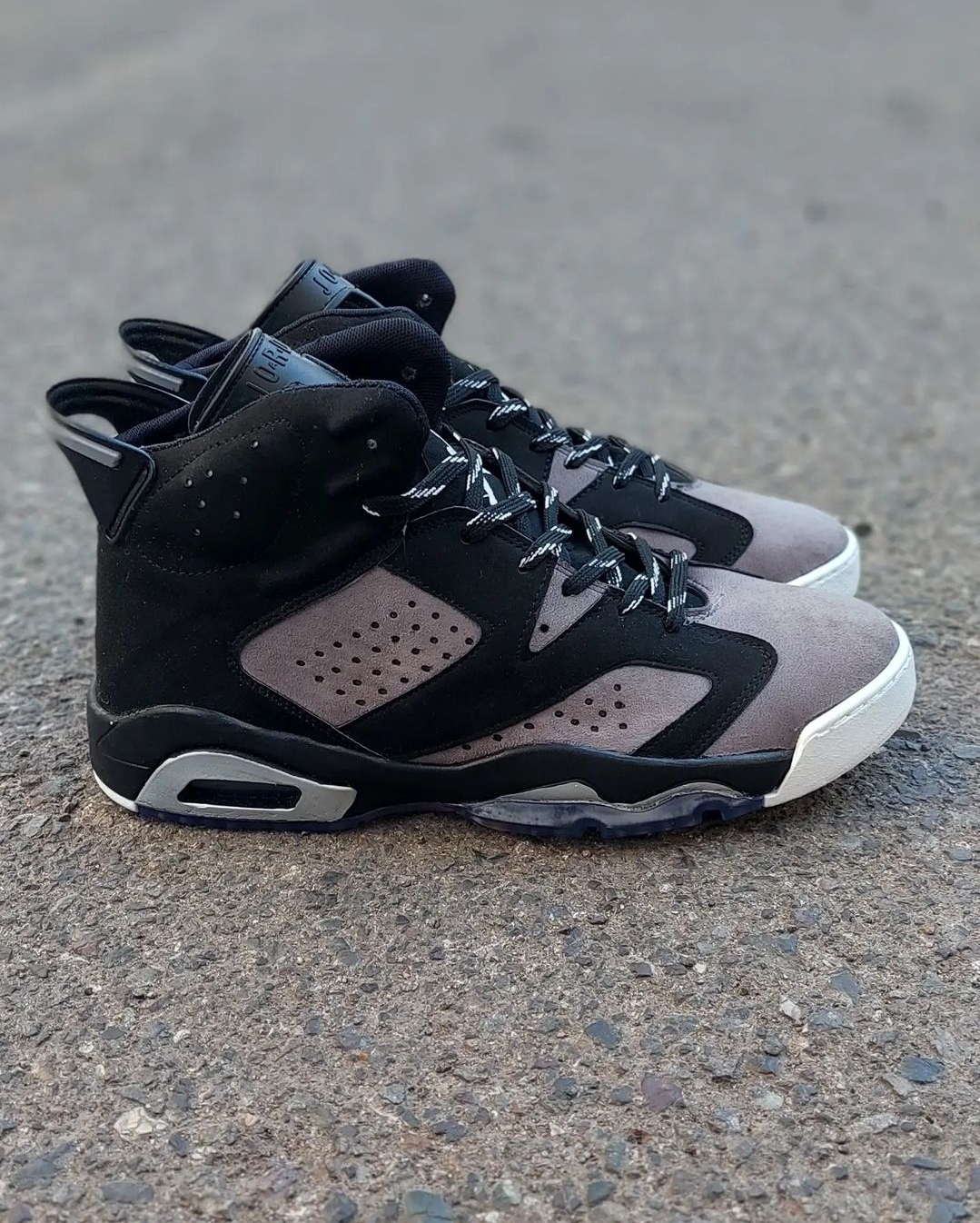 کتونی جردن ۶ رنگ مشکی طوسی  سوئیت جدید و ترند