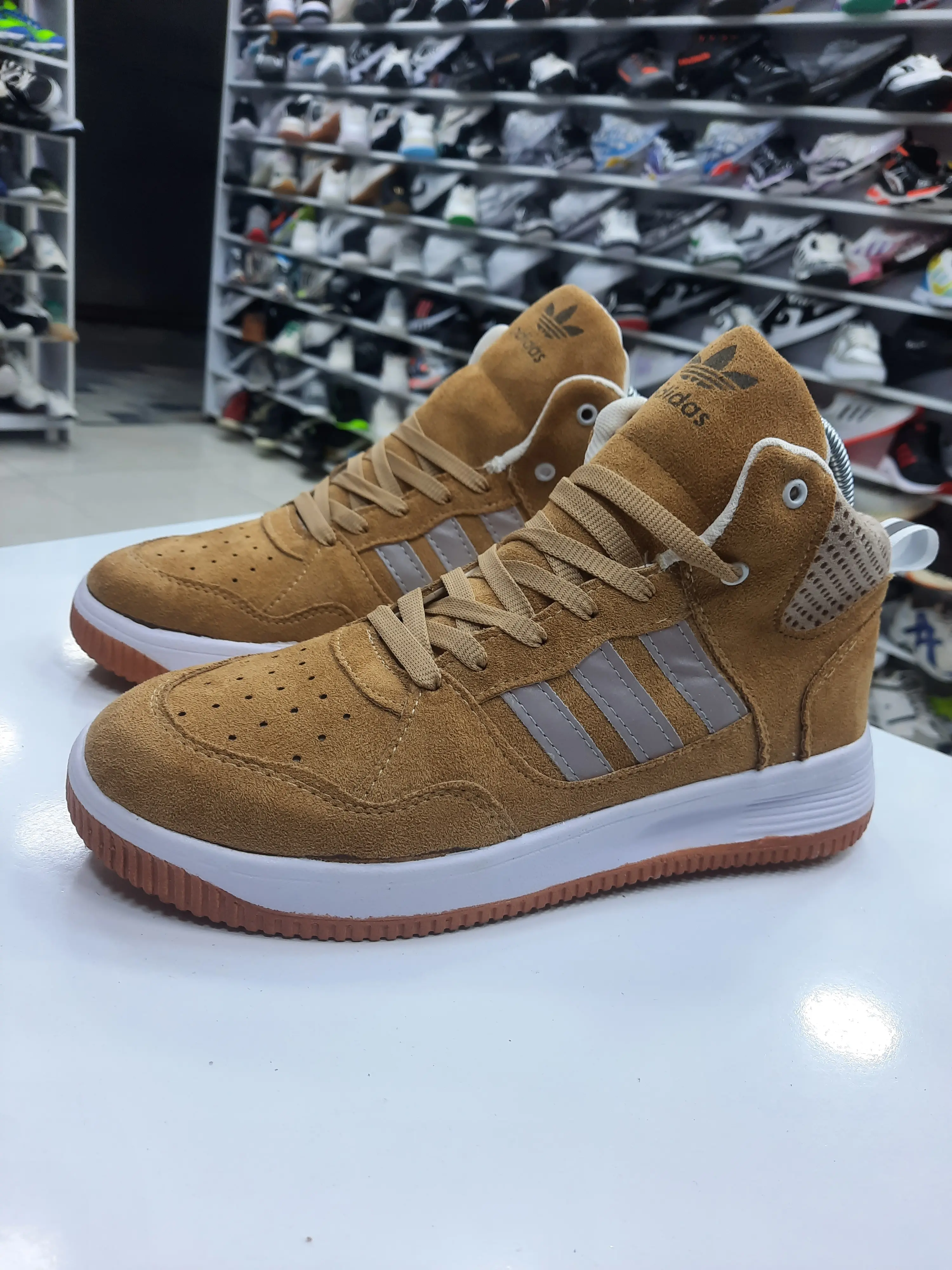 حراج کتونی ساقدار آدیداس دایمند  سوییت مردانه رنگ بندی جدید و پرفروش حراج