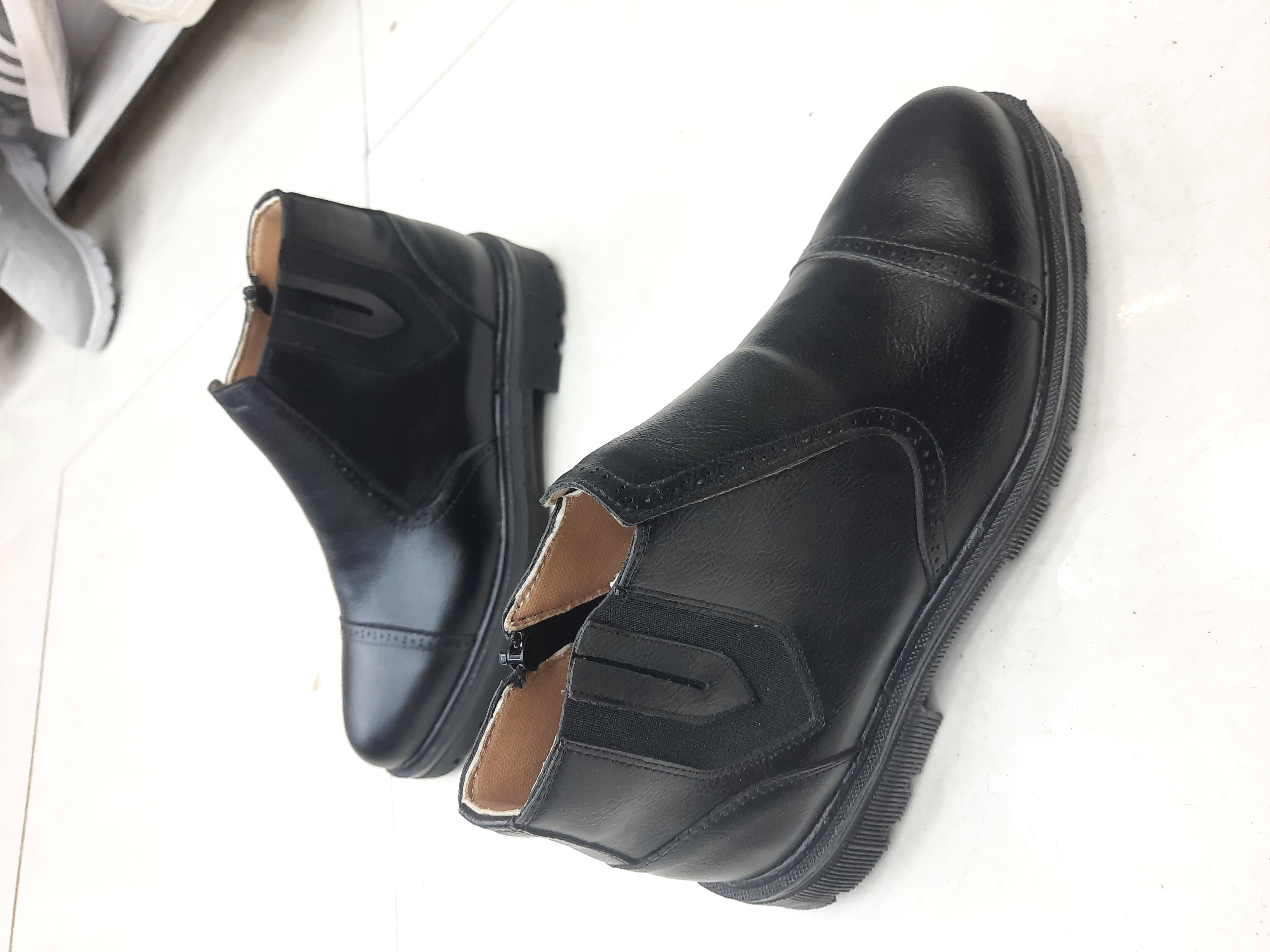 نیم بوت مردانه مدل نیم برت جدید رنگ مشکی