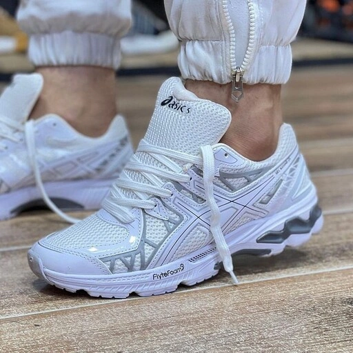 کتونی آسیکس سفید تمام مردانه