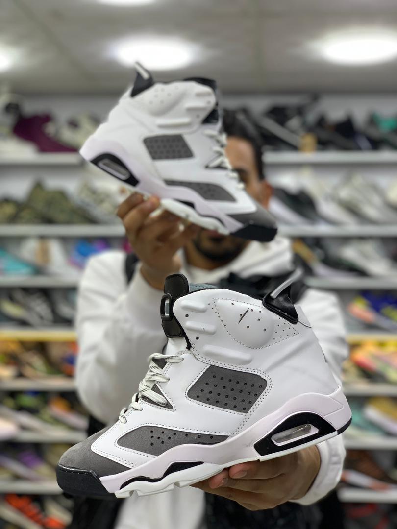 کتونی جردن 6 مردانه جدید و بمب سال سفید طوسی (ارسالت رایگانه)