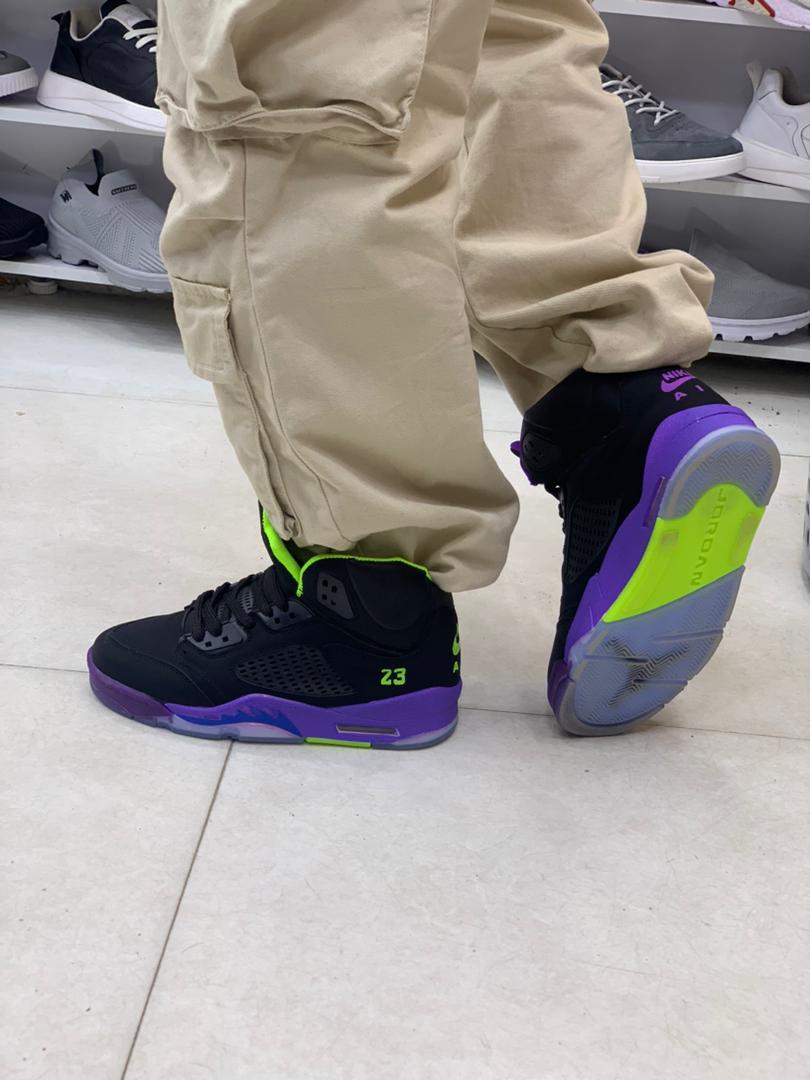 کتونی جردن 5 مردانه  رنگ مشکی