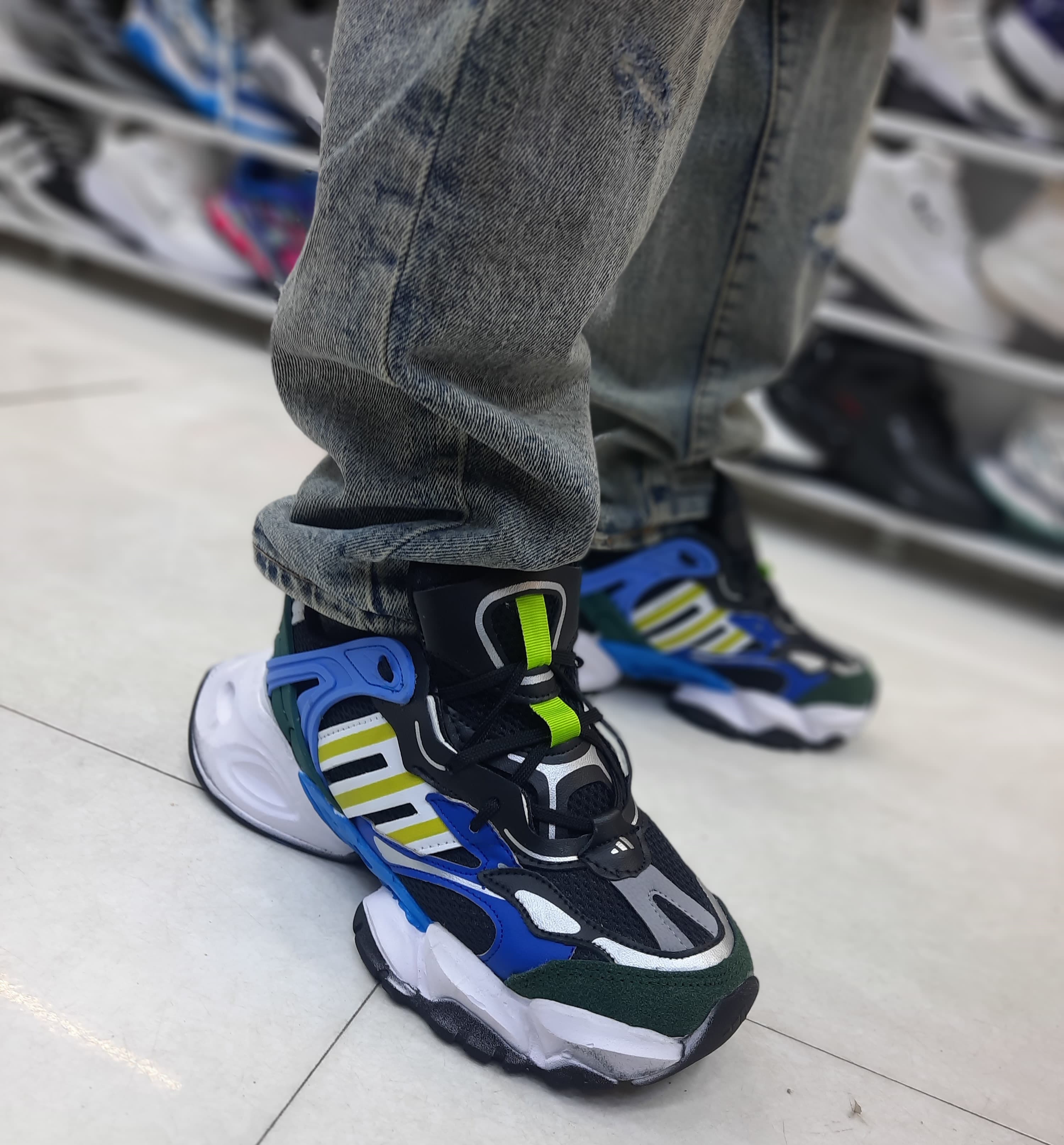 کتونی آدیداس ونتو اکس ال جی دیلاکس adidas Vento XLG Deluxe