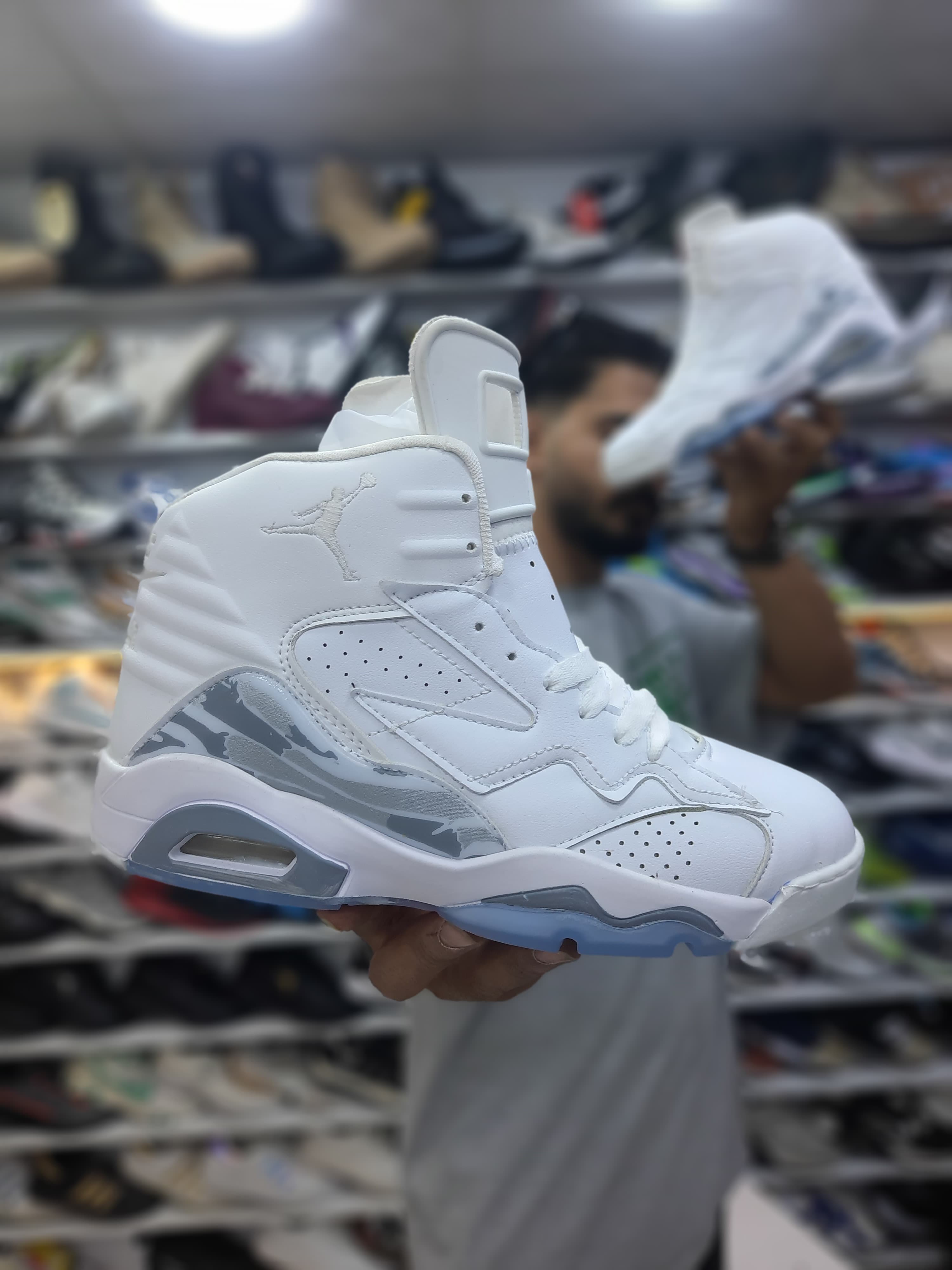 کتونی جردن 6 ساقدار رنگ مشکی آبی جدید و ترند jordan mrp