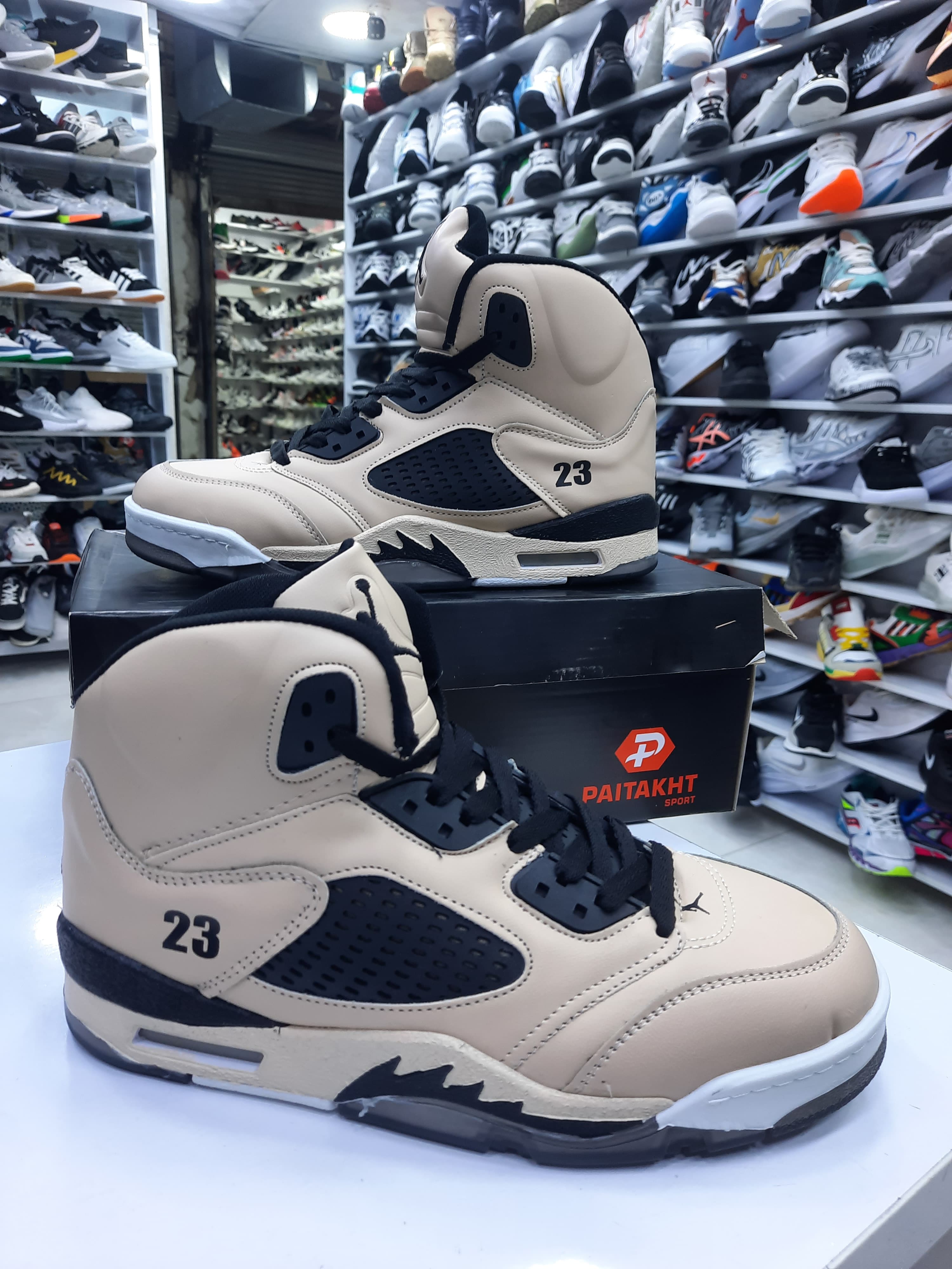 کتونی جردن 5 مردانه رترو کرم مشکی JORDAN