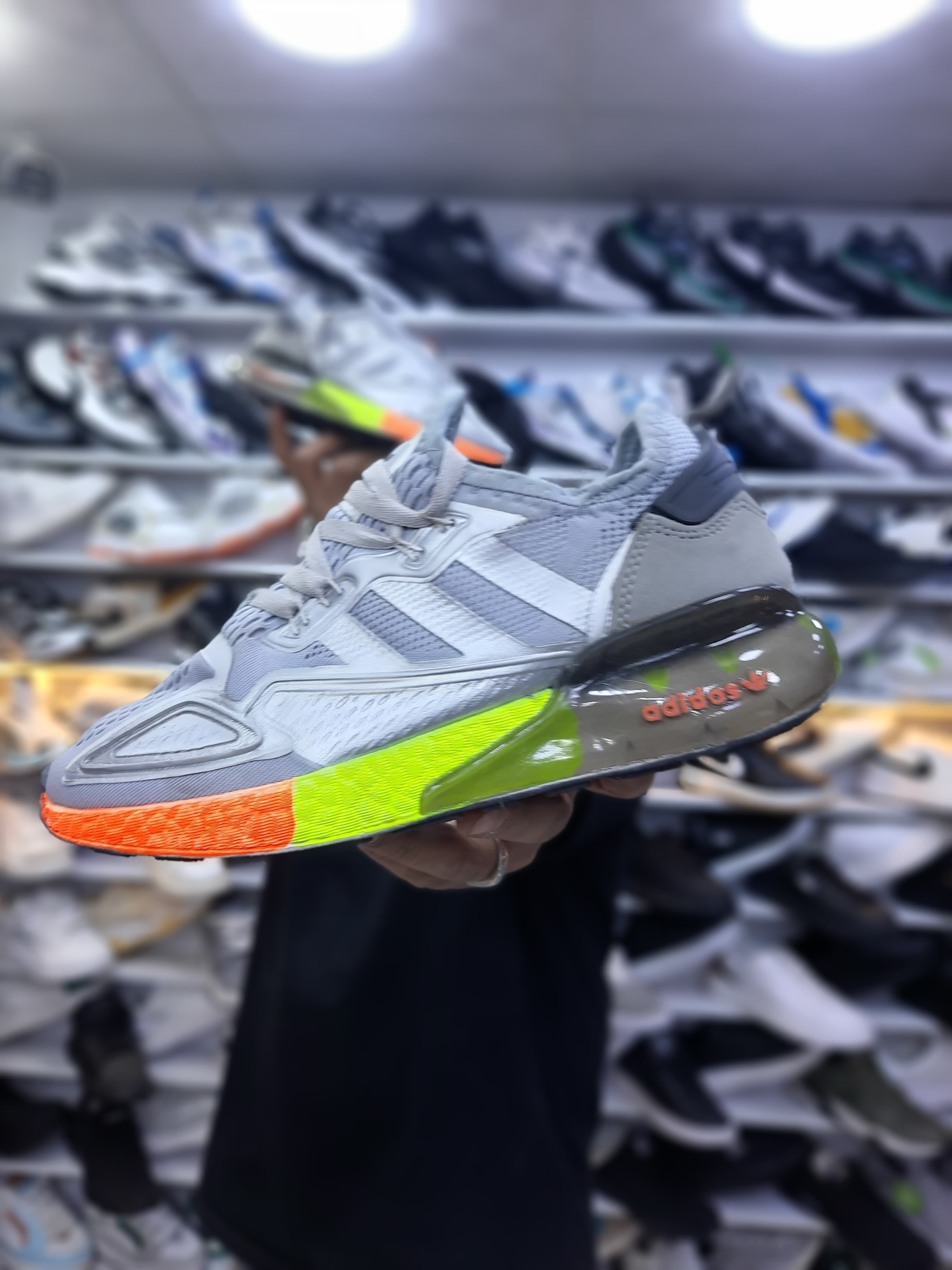 کتونی آدیداس اولترا بوست مردانه رنگ بندی حراج 458 هزار