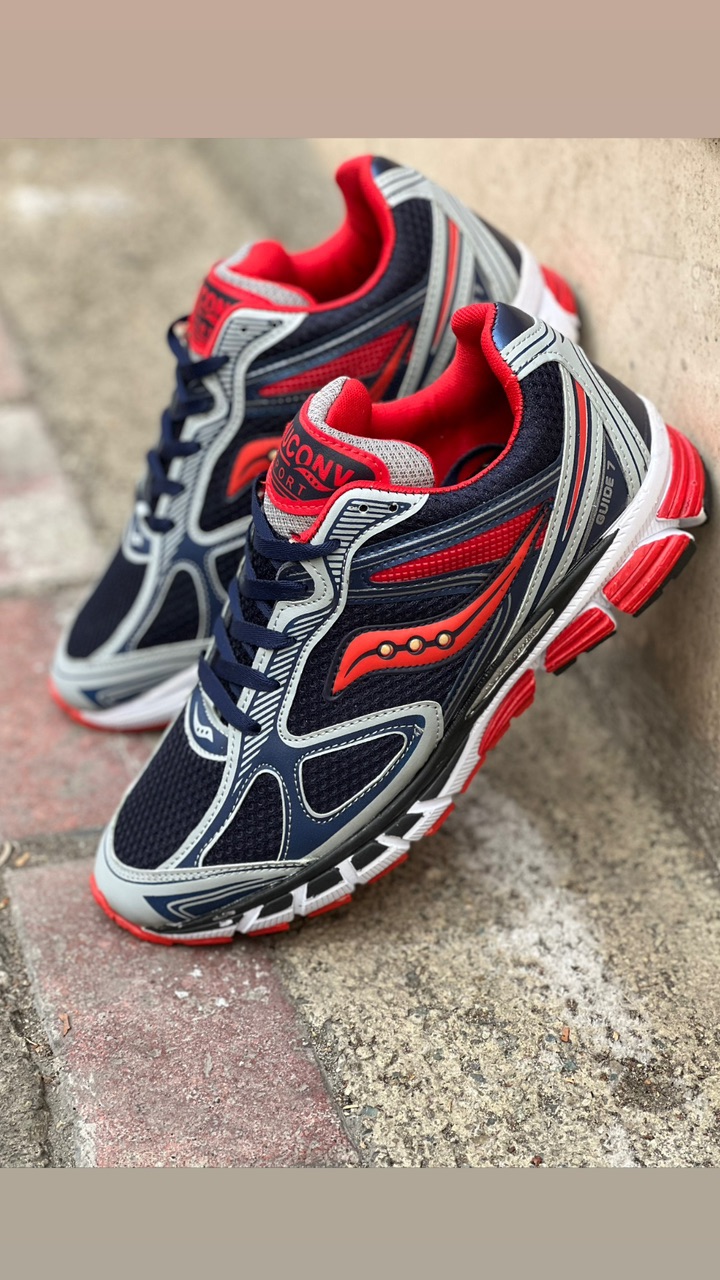 کتونی ساکونی مردانه گاید 7 رنگ مشکی سبز حراج SAUCONY