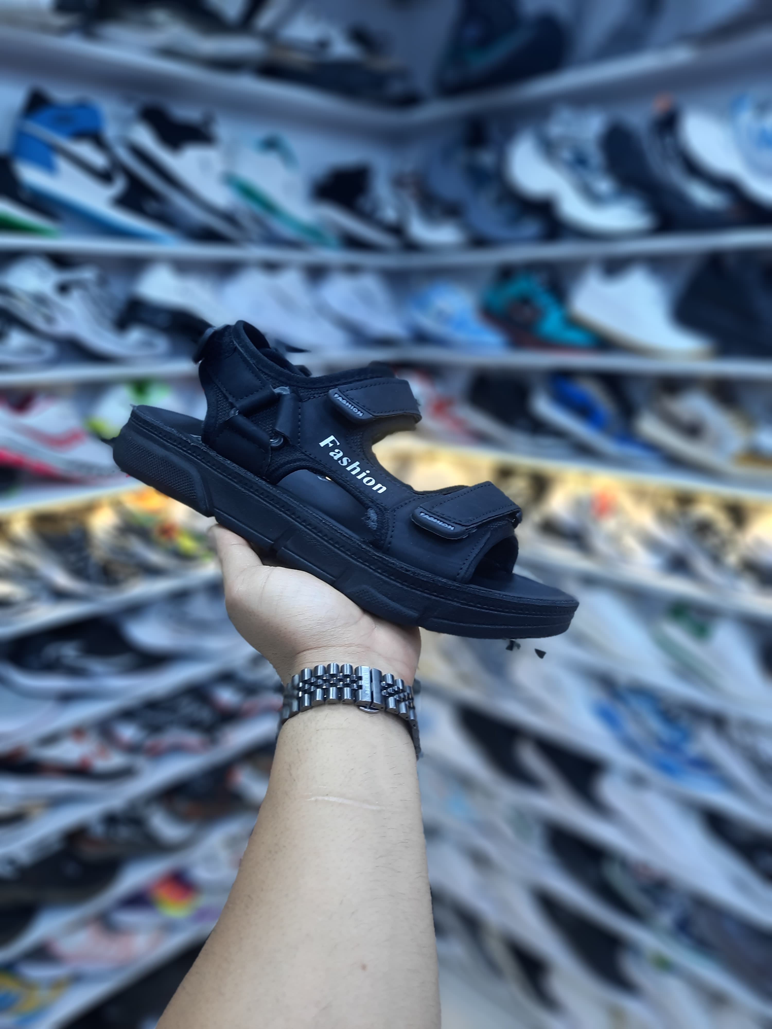 صدل رکابدار مردانه دو چسب فشن رنگ مشکی حراج 299 هزار FASHION