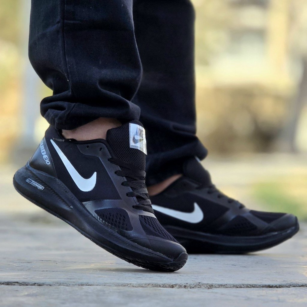 کتونی نایک رانینگ مشکی تکسایز 41 و 42 حراج 498 هزار