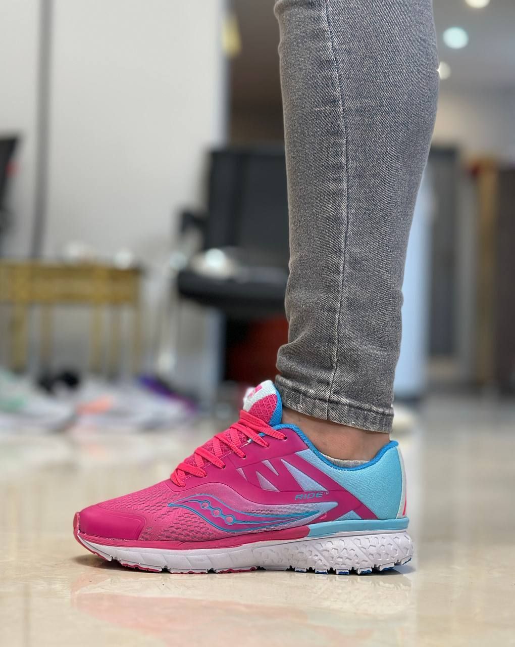 کتونی ساکونی راید تن رنگ صورتی مردانه جدید و ترند (حراج)