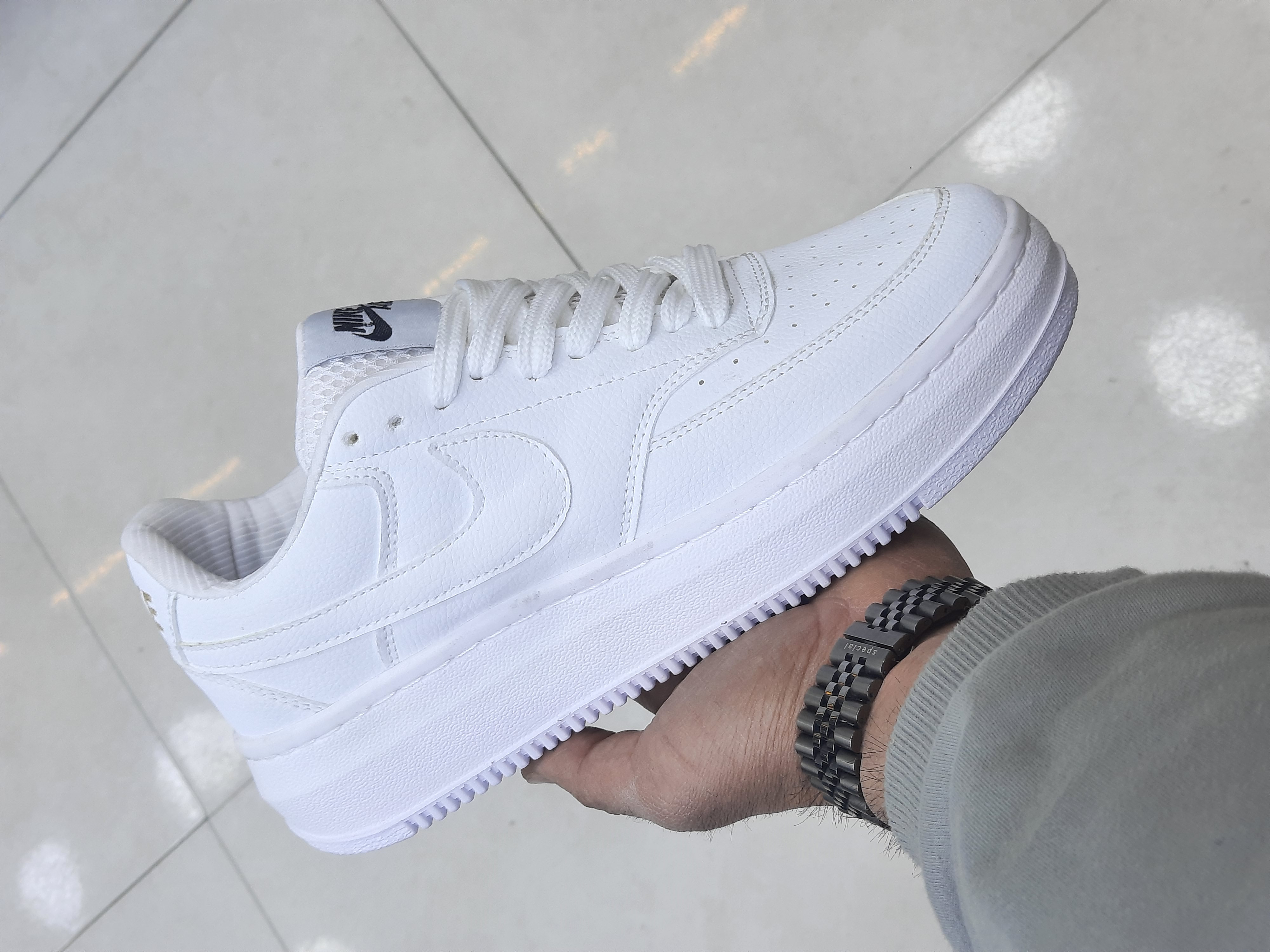 کتونی نایک آلتا رنگ  Nike Court Vision Alta