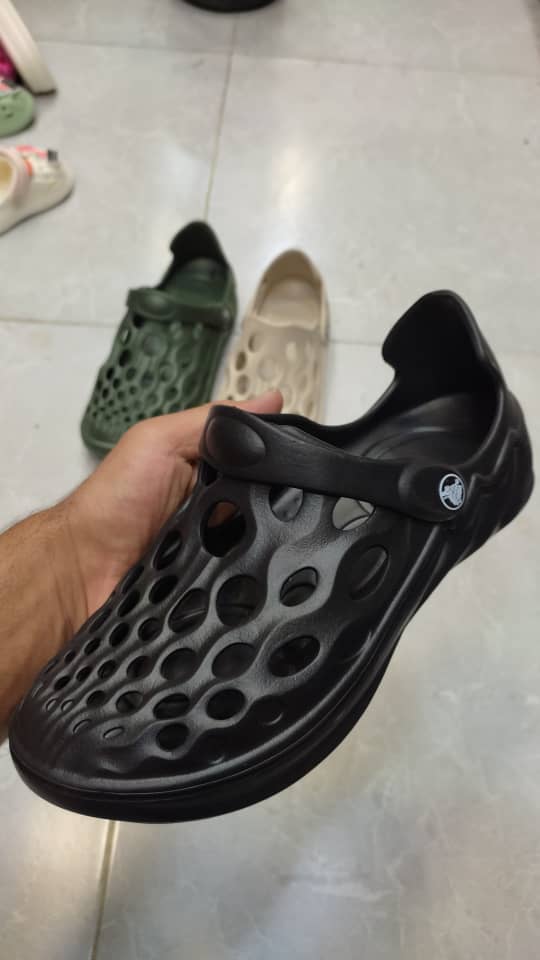 کراکس مردانه مدل اورانوس رنگ کرم جدید و ترند