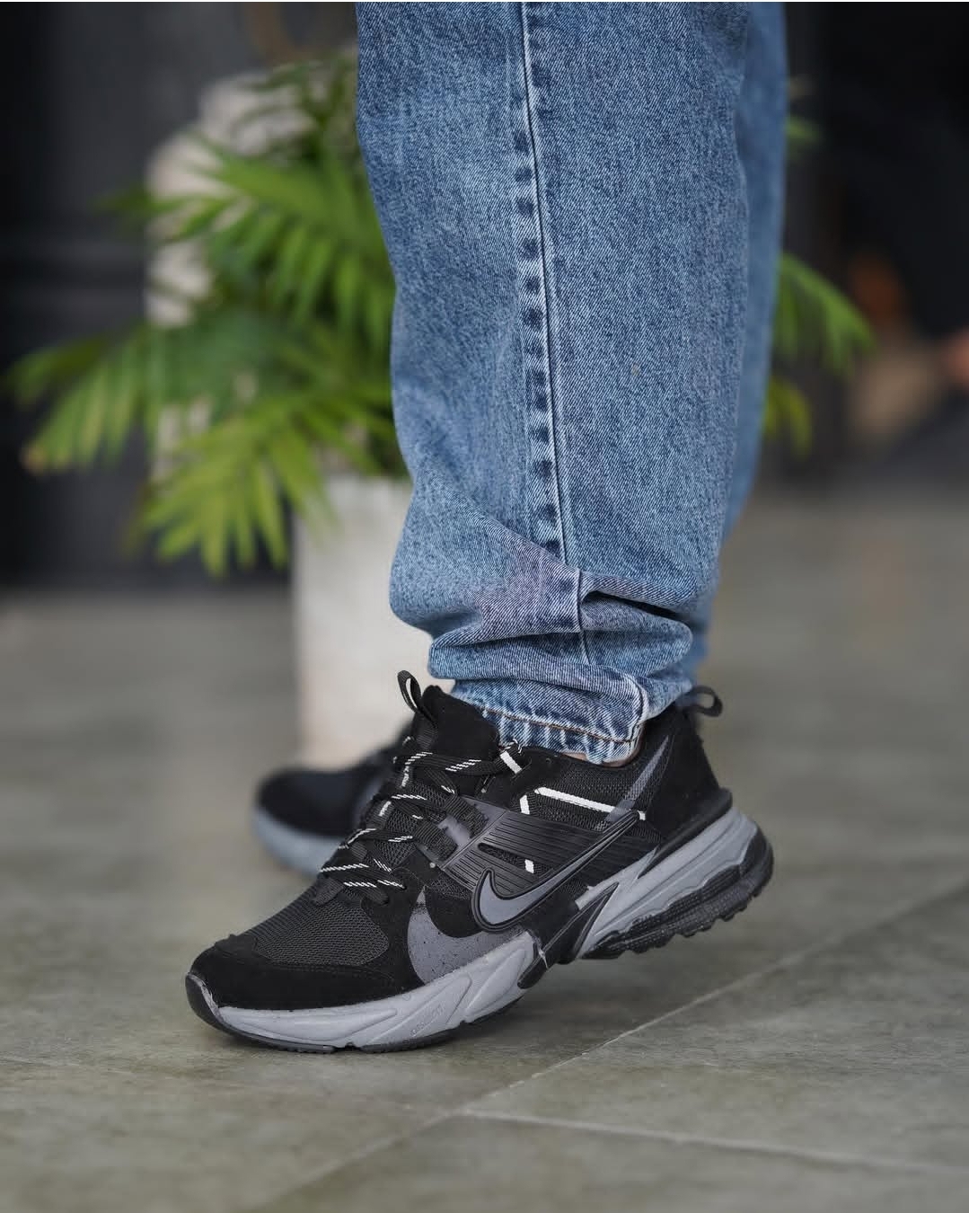 کتونی نایک وی تو کی آیسان رنگ مشکی سفید جدید و ترند nike v2k