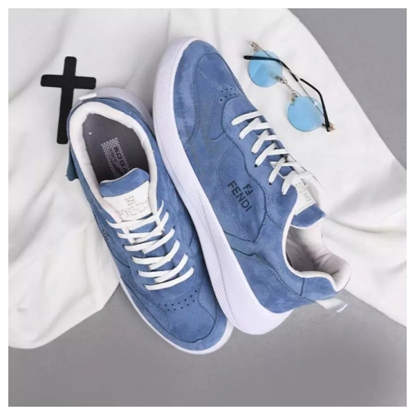 کفش مردانه فندی بزرگپا رنگ سفید مشکی طوسی