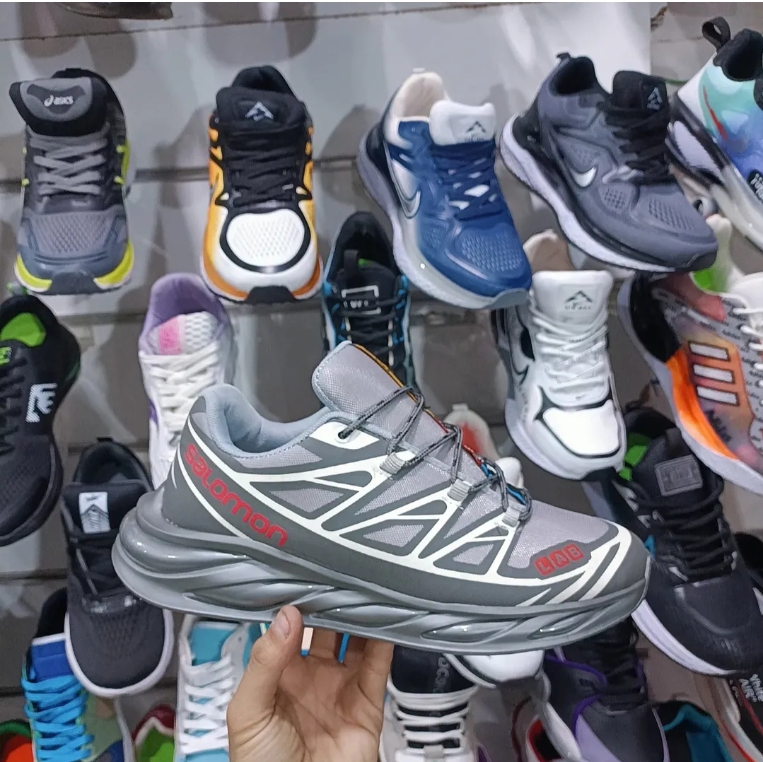 کتونی سالاکون مردانه رنگ مشکی زیره جدید salomon