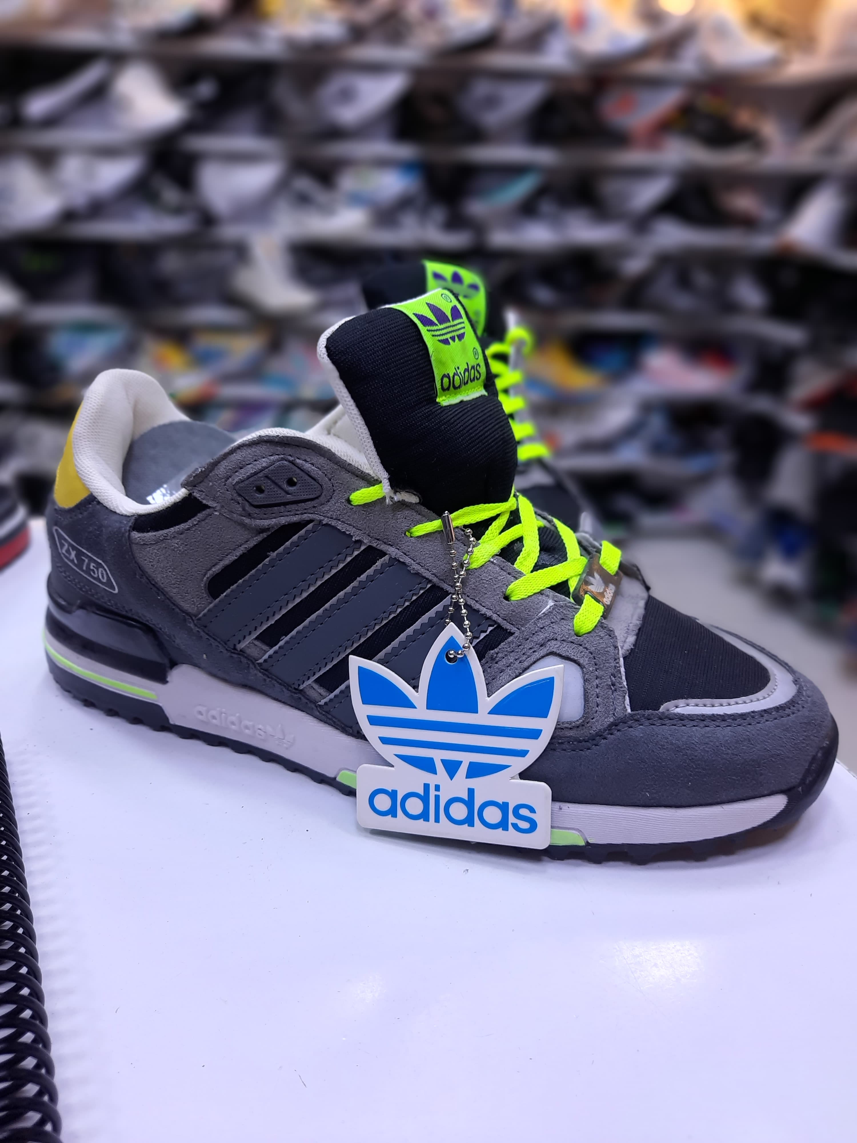 زدایکس ۷۵۰ مردانه طوسی سبز بالاترین کیفیت حراج شد تکسایز ۴۲و۴۳