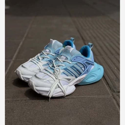 کتونی آدیداس دیلاکس رنگ سفید مشکی جدید و ترند