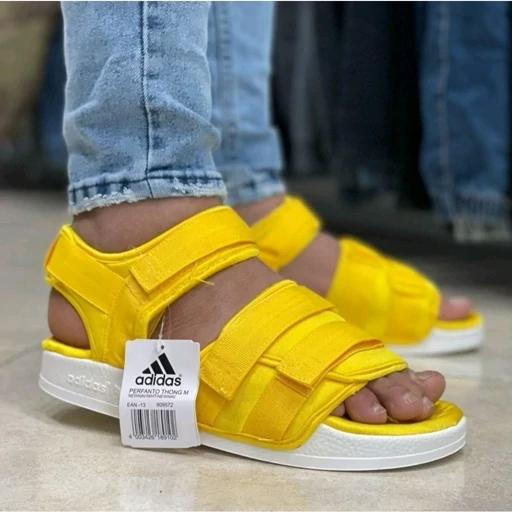 صمدل تابستانی آدیداس رنگ زرد حراج شد 398 هزار
