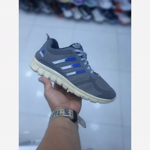 کتونی آدیداس مردانه حراج 98 هزار تکسایز 41