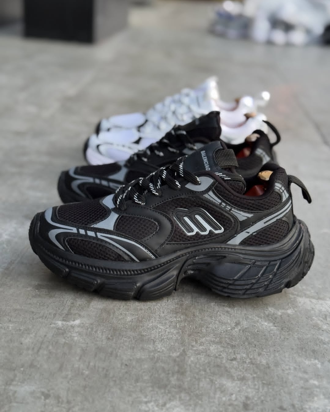 کتونی بالنسیاگا 10 ایکس لارج