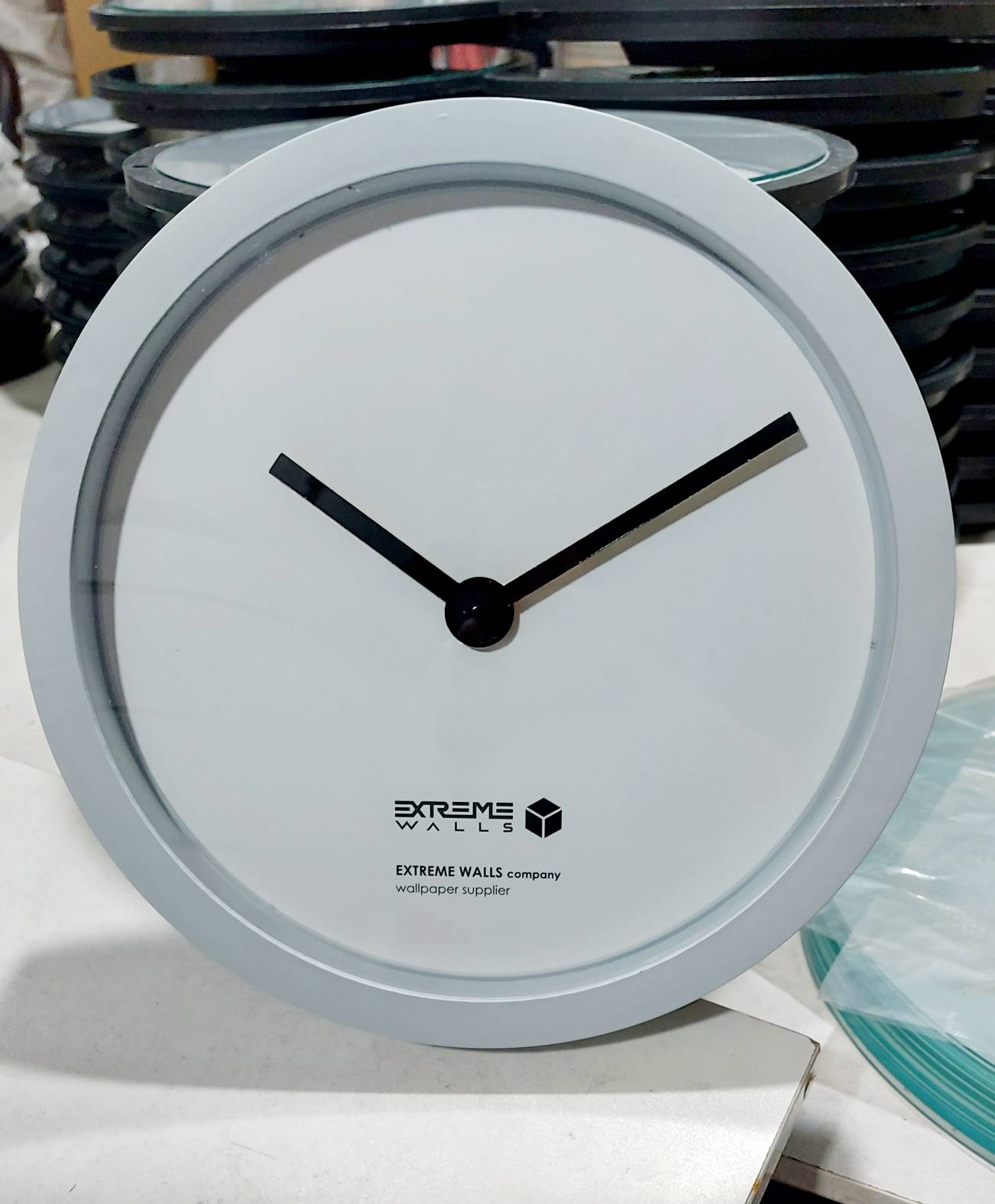 ساعت دیواری تبلیغاتی ارزان و با کیفیت